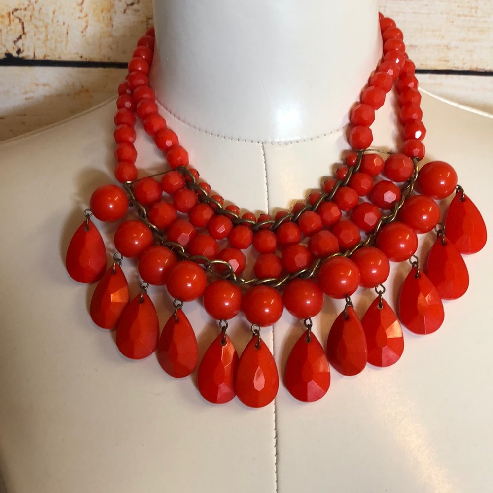 VINTAGE ORANGE STATEMENT NECKLACE W/EXTENDER